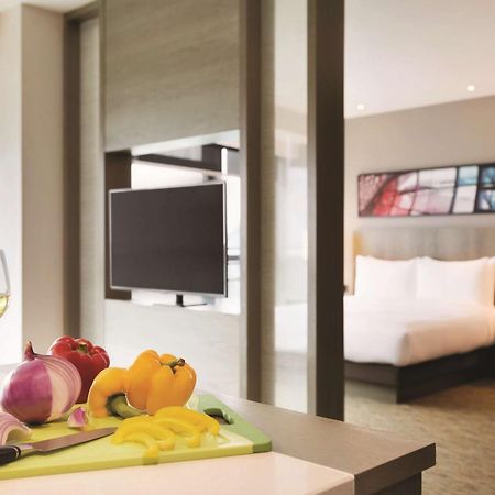 Hyatt House Shenzhen Airport Hotell Exteriör bild