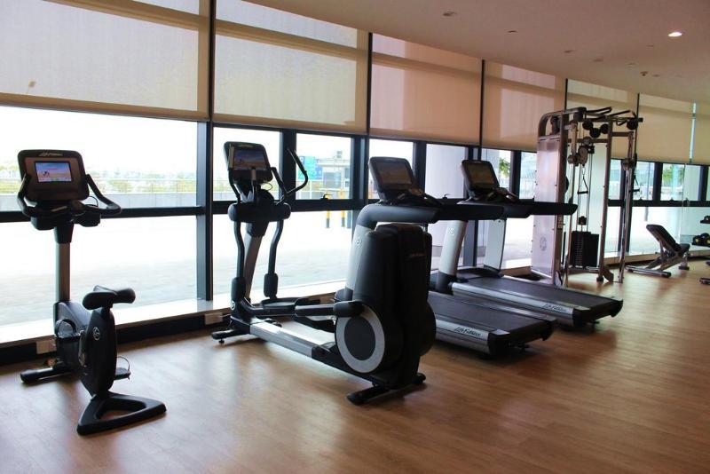 Hyatt House Shenzhen Airport Hotell Exteriör bild