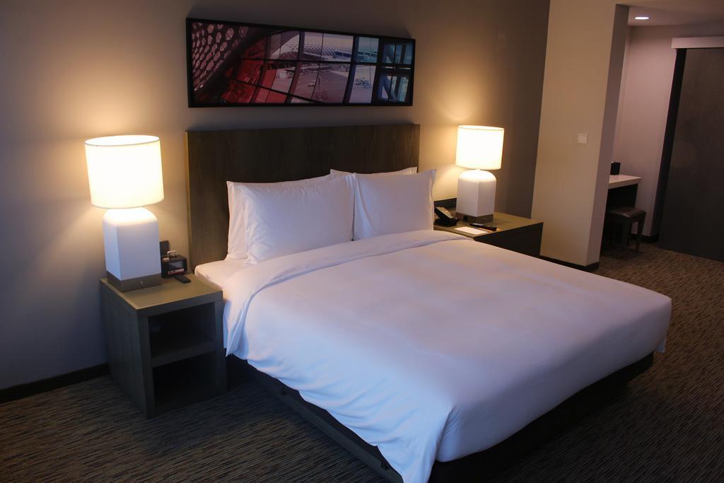 Hyatt House Shenzhen Airport Hotell Rum bild