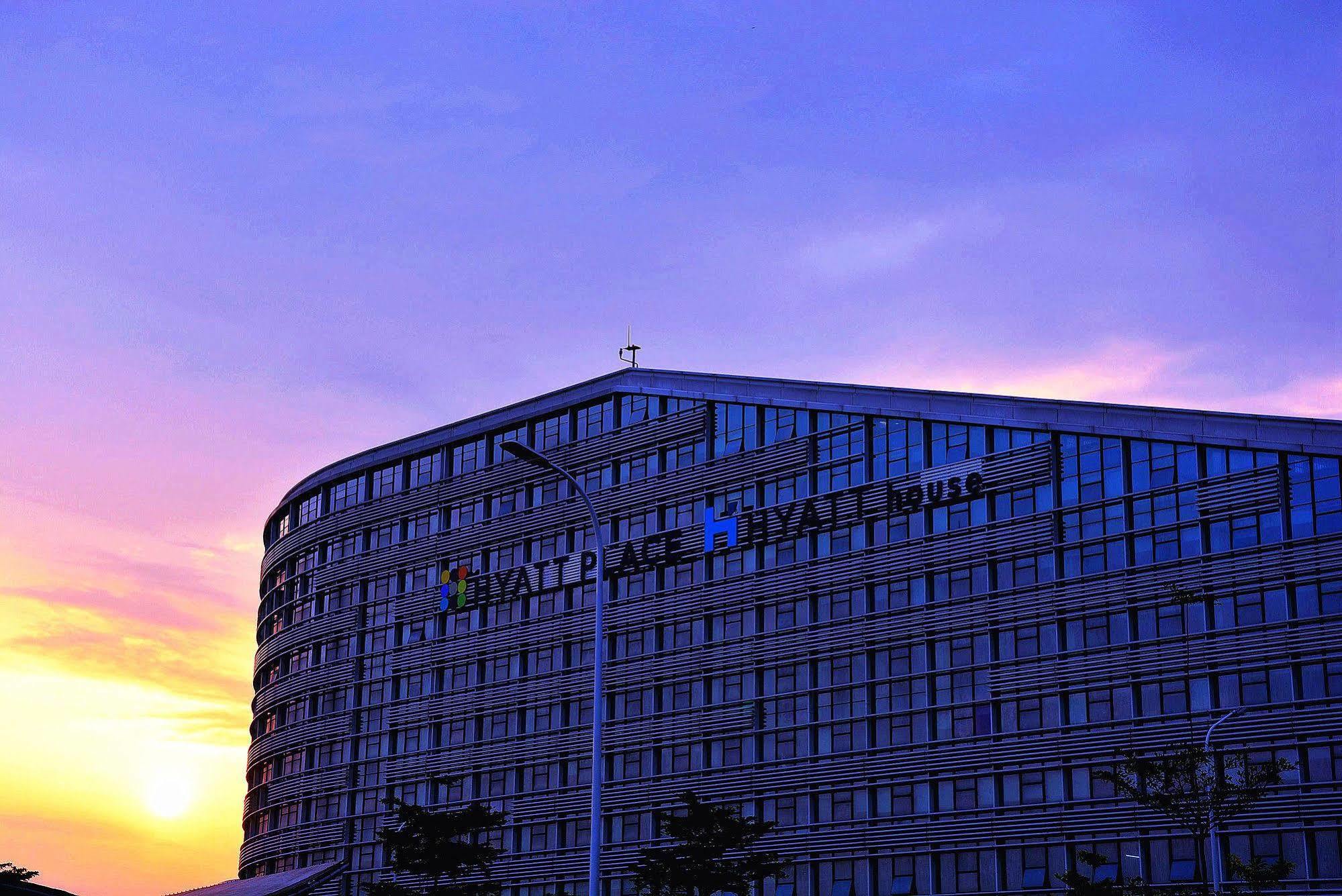 Hyatt House Shenzhen Airport Hotell Exteriör bild