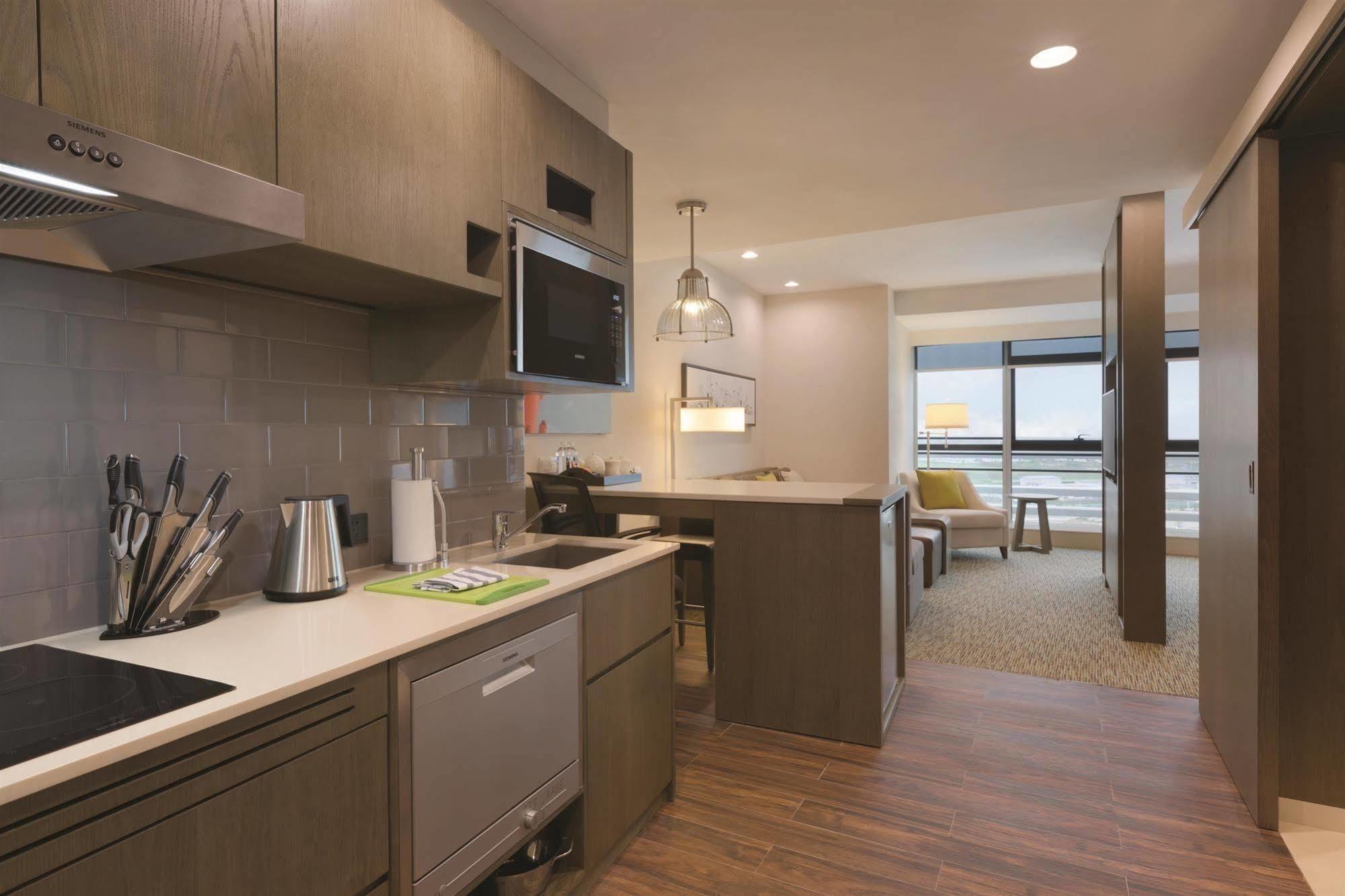 Hyatt House Shenzhen Airport Hotell Exteriör bild
