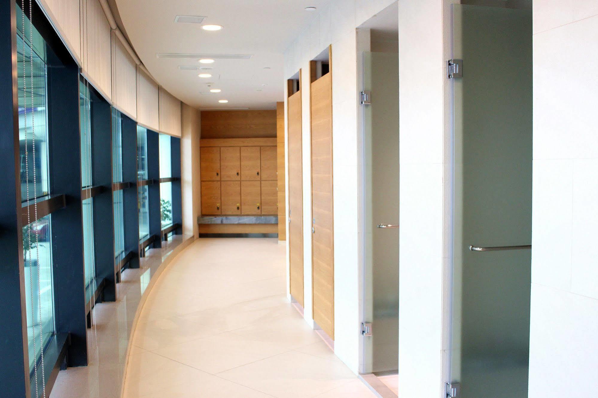 Hyatt House Shenzhen Airport Hotell Exteriör bild